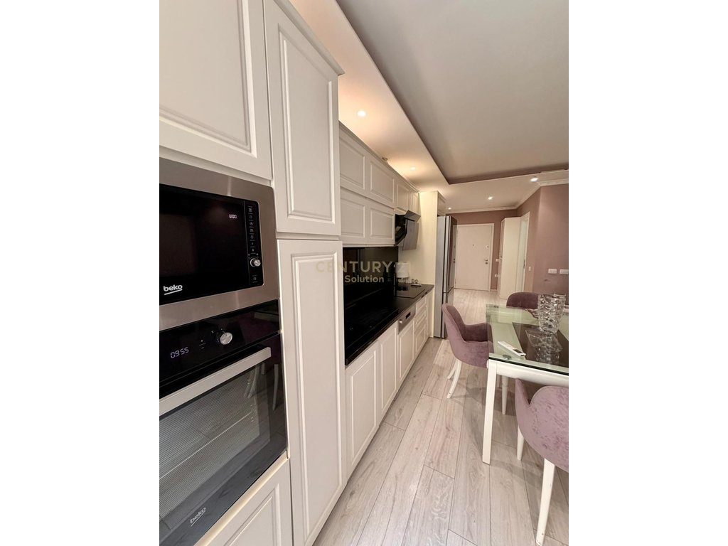SHITET APARTAMENT 2+1+2 TE KOMUNA PARISIT