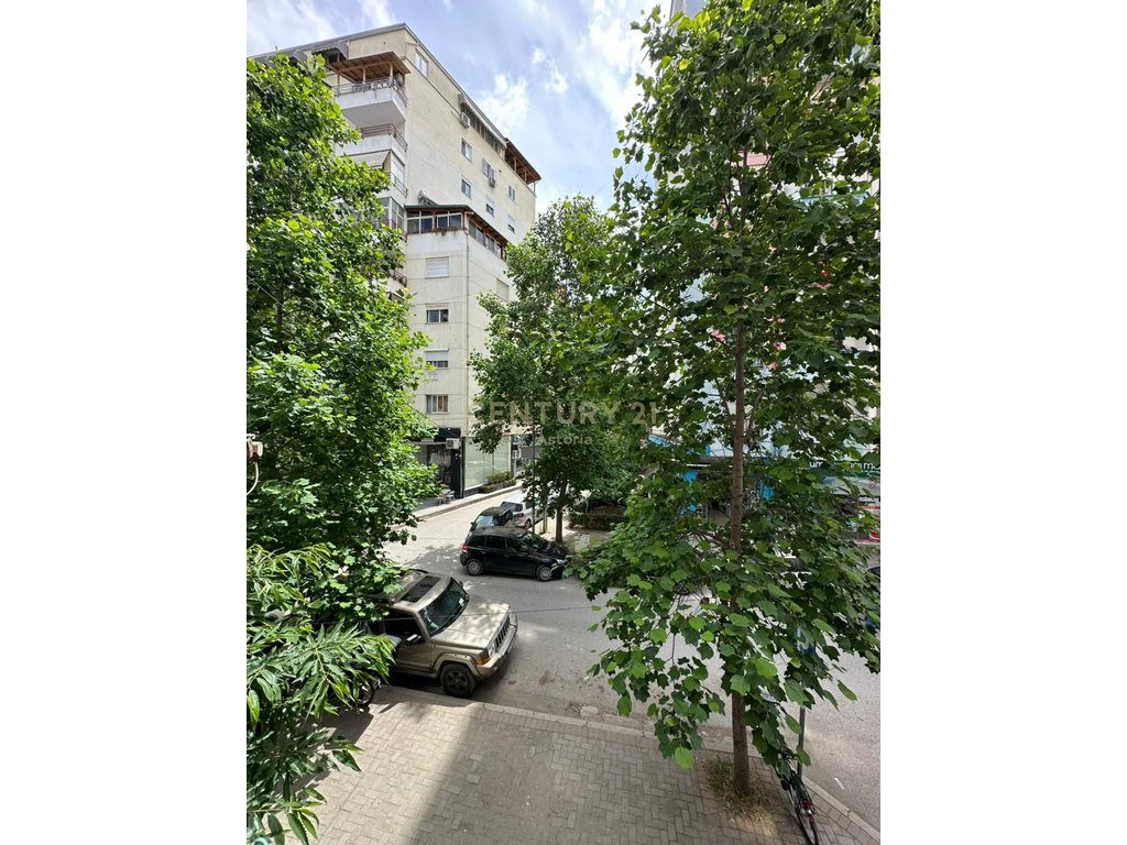 Shitet Apartament 1+1 tek Nela 6, Yzberisht
