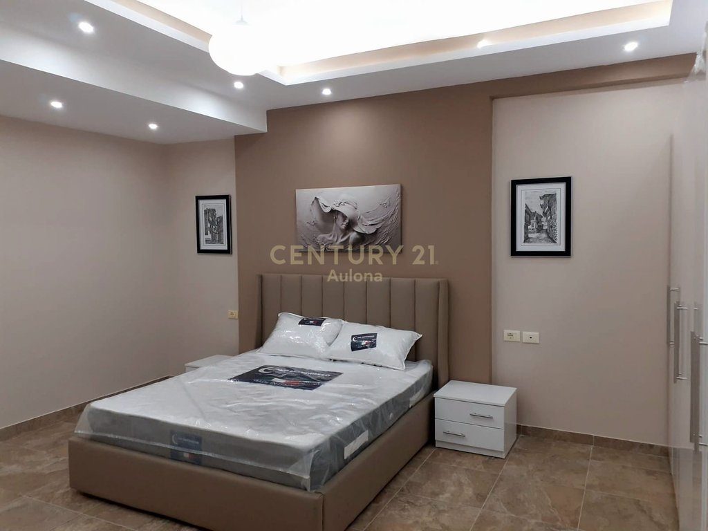 Apartament 2+1 PER SHITJE PRANE KISHES ORTODOKSE