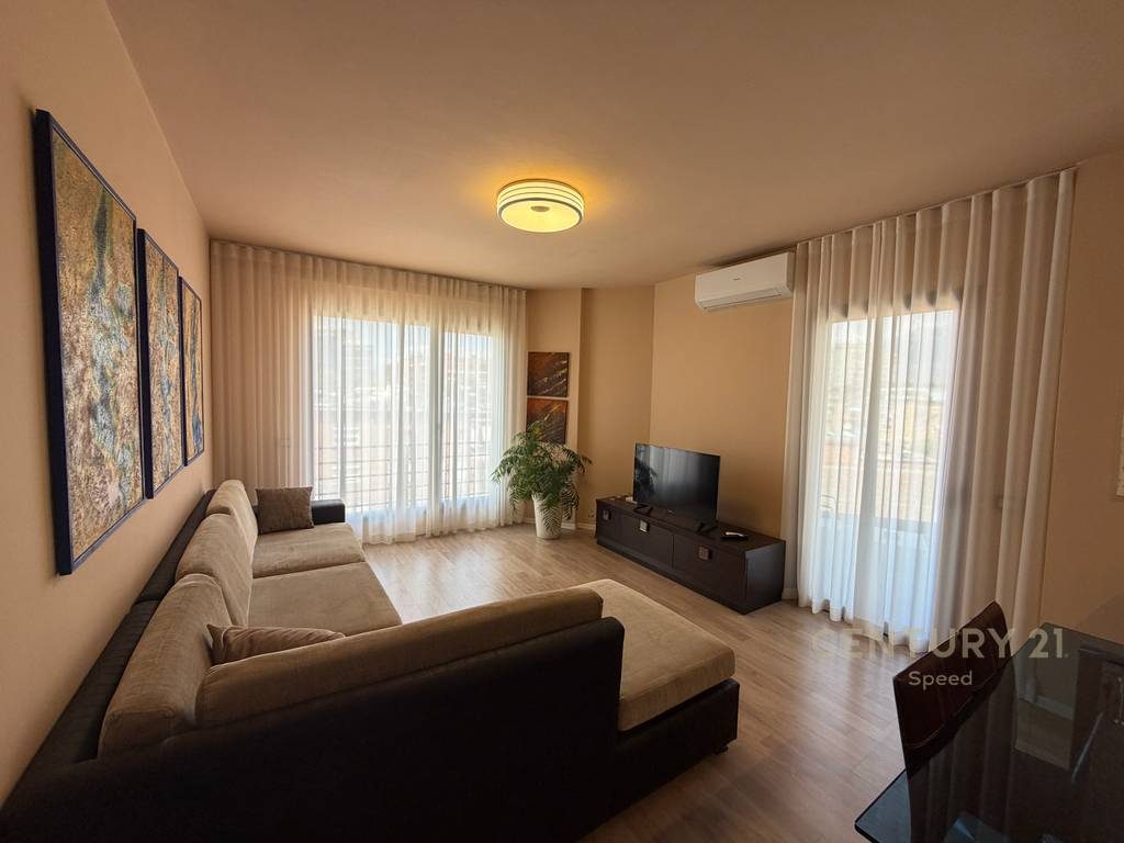 Apartament komod 1+1 me qira !