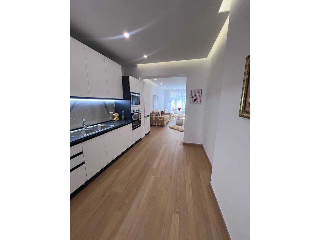 JEPET APARTAMENT 2+1 ME QIRA PRANE, NE ZONEN E ISH BLLOKUT