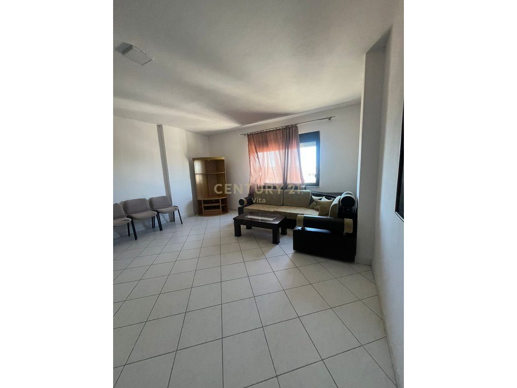 JEPET APARTAMENT 1+1 ME QERA NE ISH KENETE , DURRES !!!