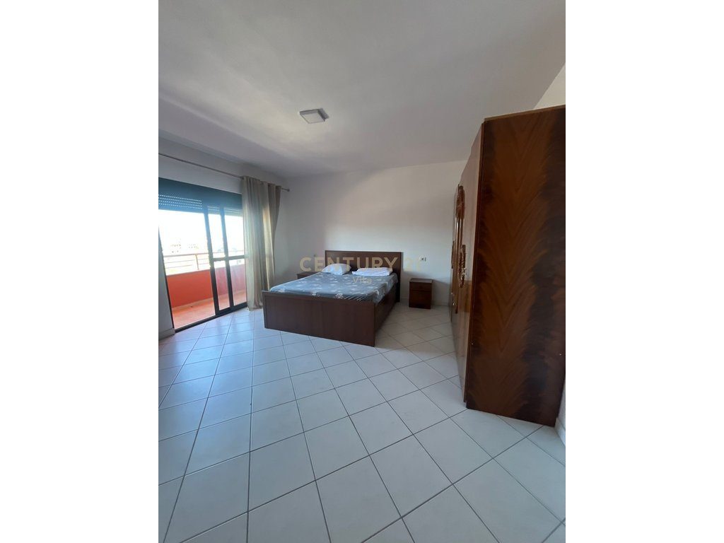 JEPET APARTAMENT 1+1 ME QERA NE ISH KENETE , DURRES !!!