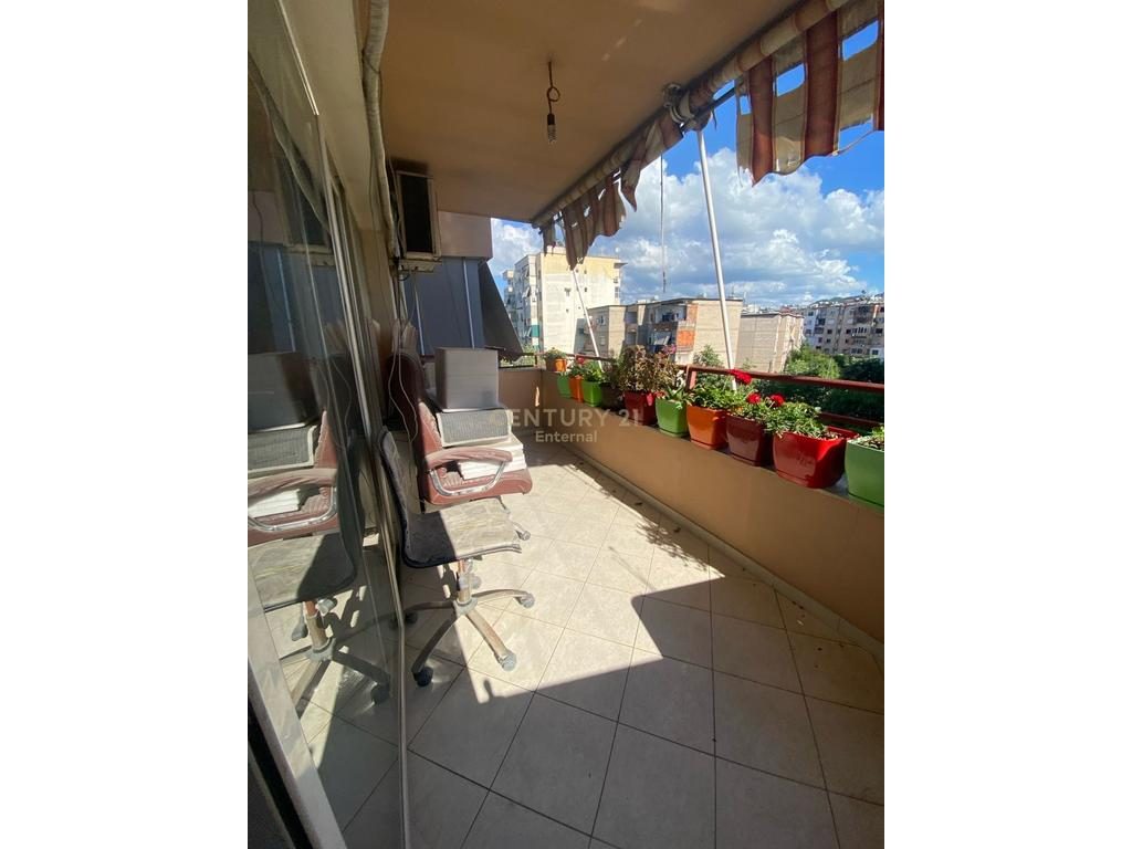Apartament 2+1 per shitje tek Irfan Tomini