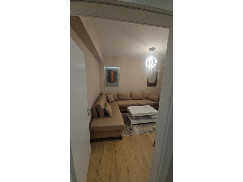 Jepet me qira apartament i ri tek SPAK – Tirane