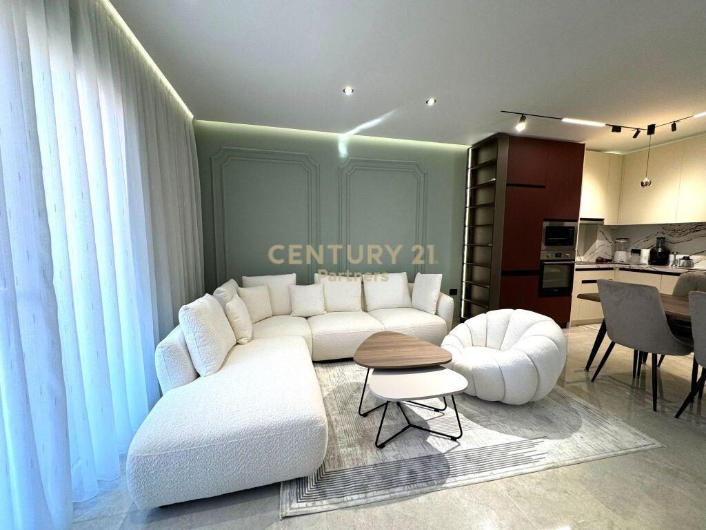 JAPIM ME QIRA APARTAMENT 2+1+POST PARKIMI NE UNAZE TE RE !!