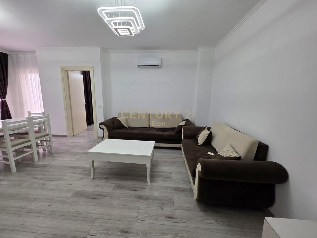 Apartament 2+1 Me Qera Në Durrës, Ish Fabrika e Bukës !