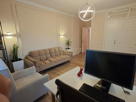 EKSKLUZIVE!!JEPET ME QIRA NJESI BIZNESI ,KAT 0 TEK CORNER RESIDENCE!