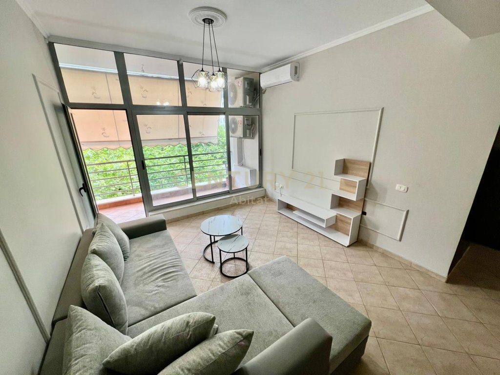 QIRA, APARTAMENT MODERN 2+1+2 me POST PARKIMI, GLOBE / RRUGA KAVAJËS‼️