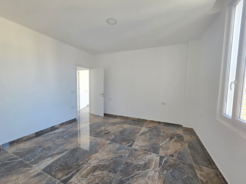 SHITET APARTAMENT PENTHOUSE 3+1 SHENGJIN