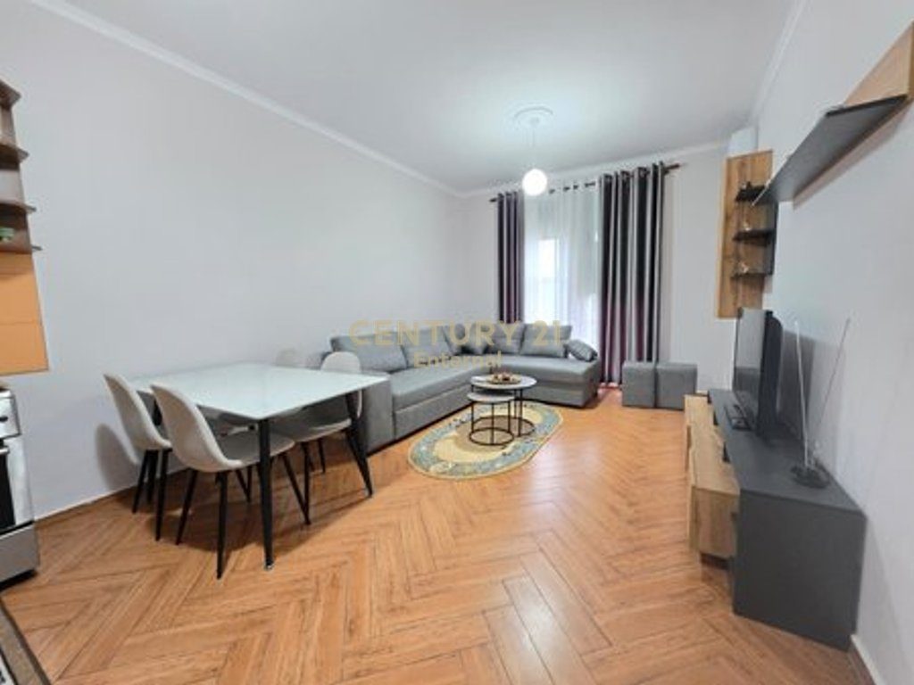 Apartament 1+1 per qira ne Astir