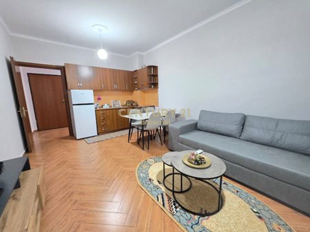 Apartament 1+1 per qira ne Astir