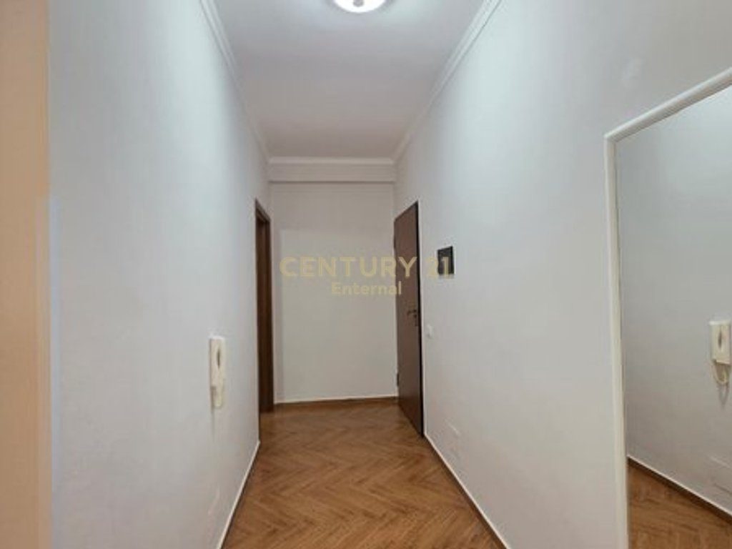 Apartament 1+1 per qira ne Astir