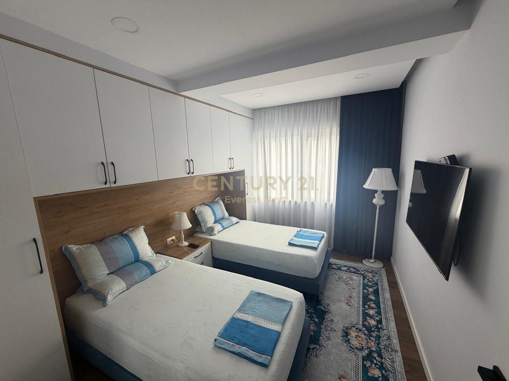 ZONA E BRRYLIT – APARTAMENT 2+1 PËR SHITJE