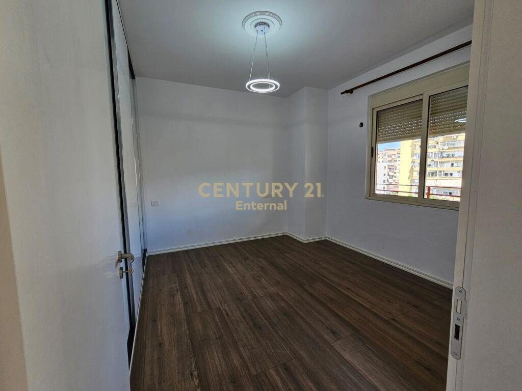 Apartament me Qira per Zyra