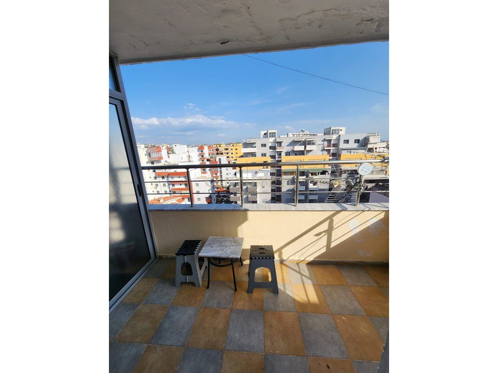 Apartament 1+1 për qira në zonën e Plazhit / Iliria , Durrës