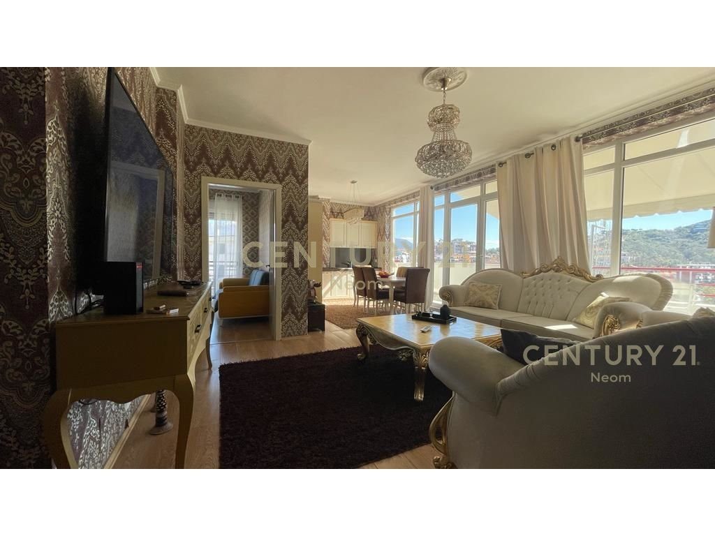 Duplex per qera te Liqeni i Thate.