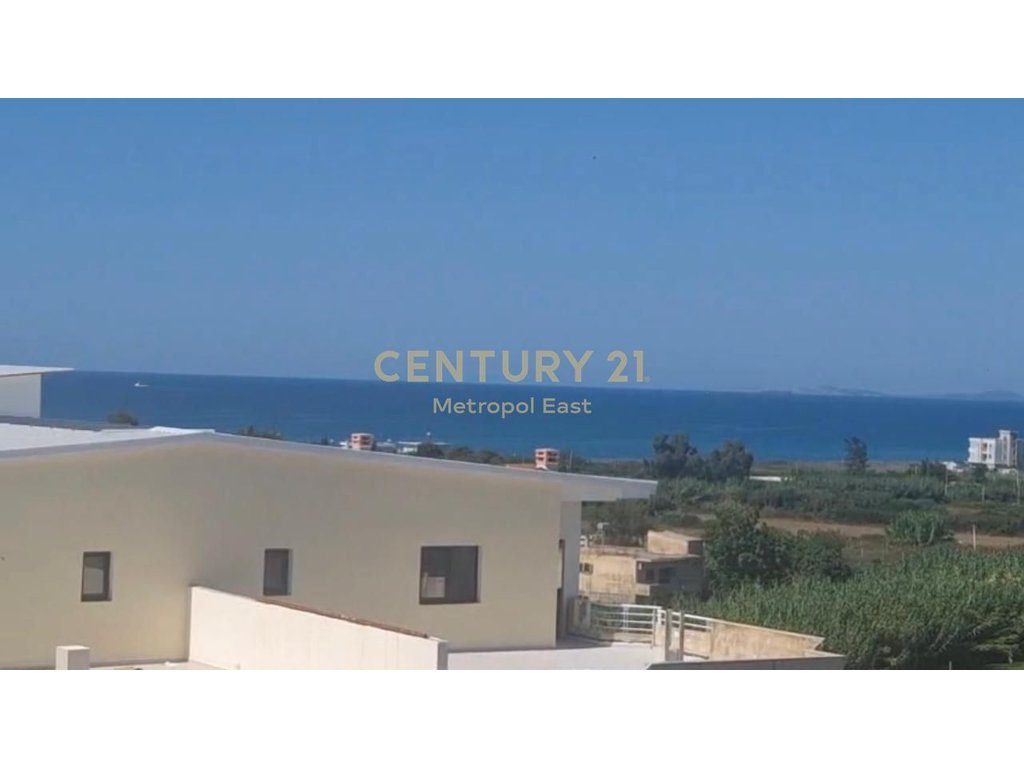 SHITET APARTAMENT 3+1+2 ME PAMJE NGA DETI NË ORIKUM, VLORË