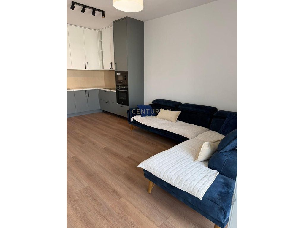 🏢 Univers City Apartament 3+1+2 me Qira!