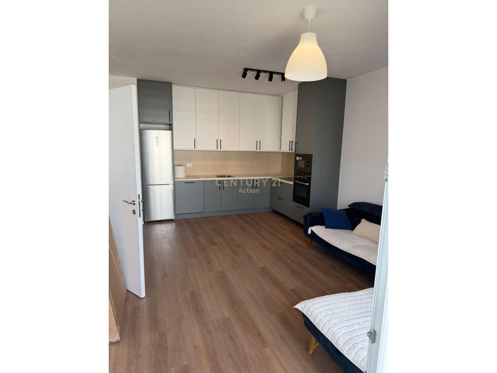 🏢 Univers City Apartament 3+1+2 me Qira!