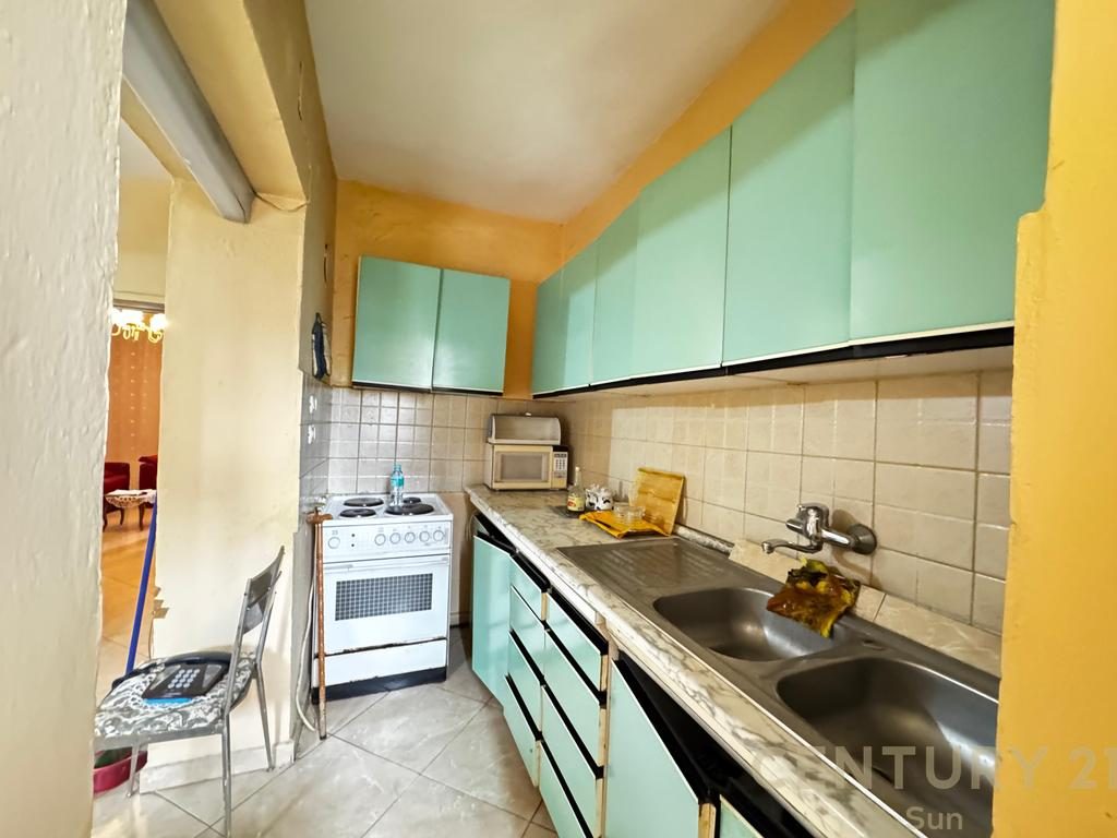 SHITET APARTAMENT 3+1 TEK MOZAIKU I TIRANE
