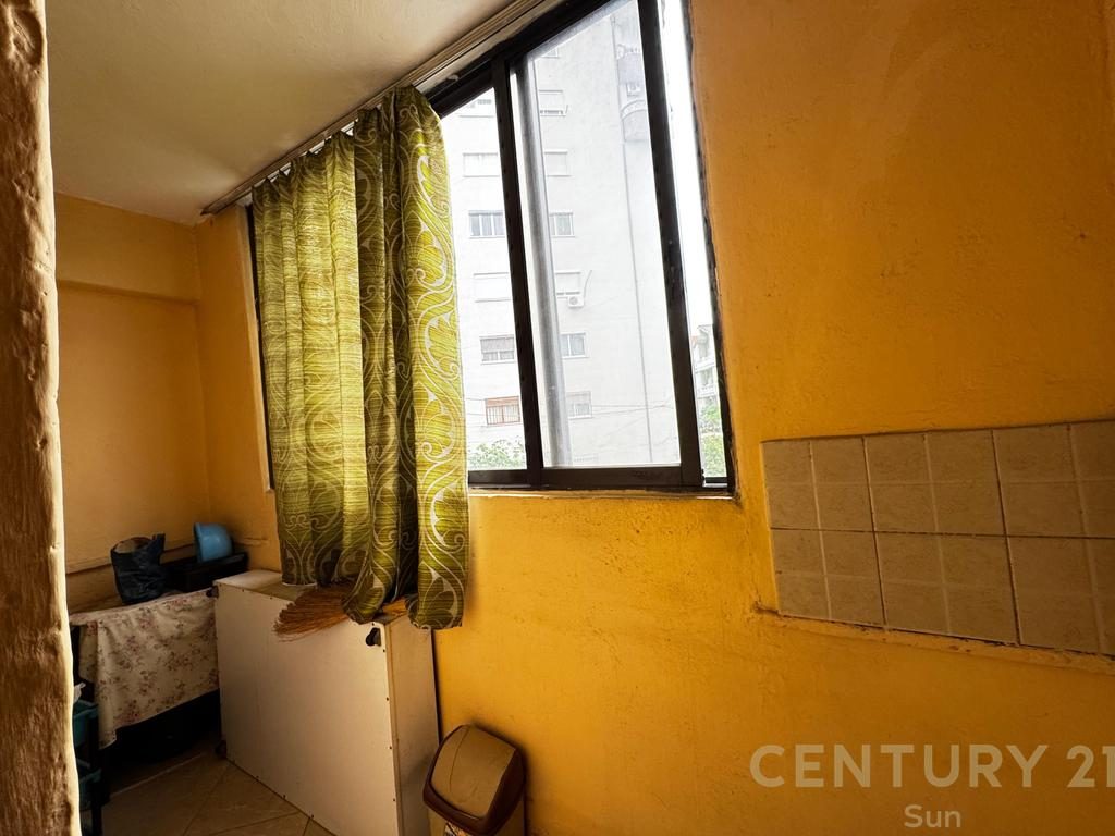 SHITET APARTAMENT 3+1 TEK MOZAIKU I TIRANE