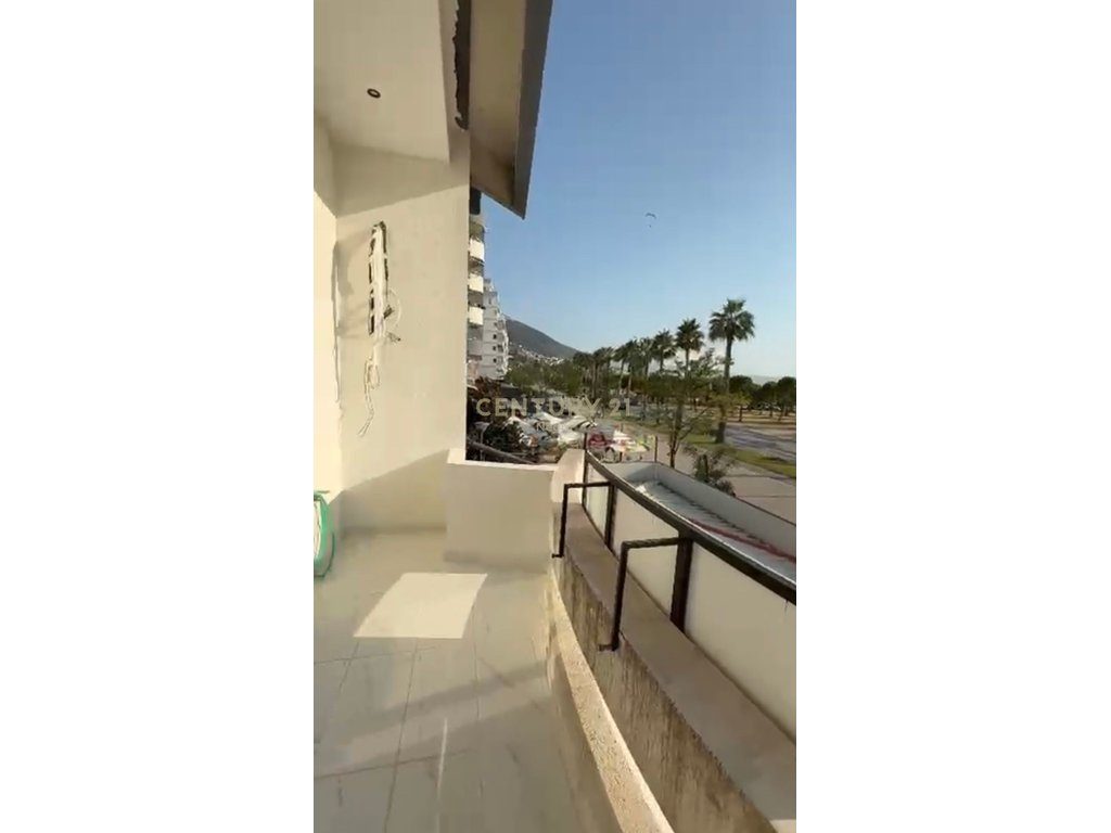 Shitet apartament 1+1 në Lungomare, Vlorë – një mundësi perfekte për banim ose investim!