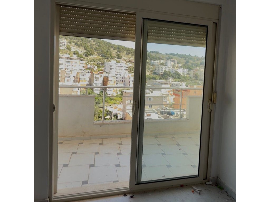 SARANDE, SHESIM APARTAMENT 1+1