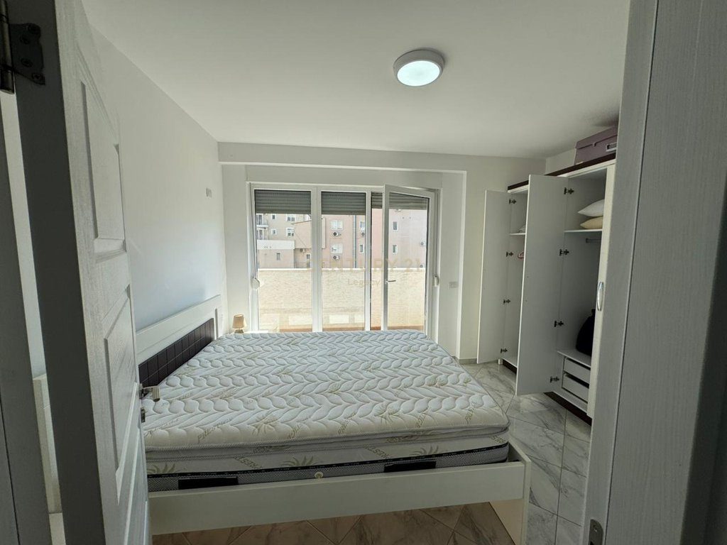Shitet Super Apartament 2+1 – Twin Towers, Shëngjin