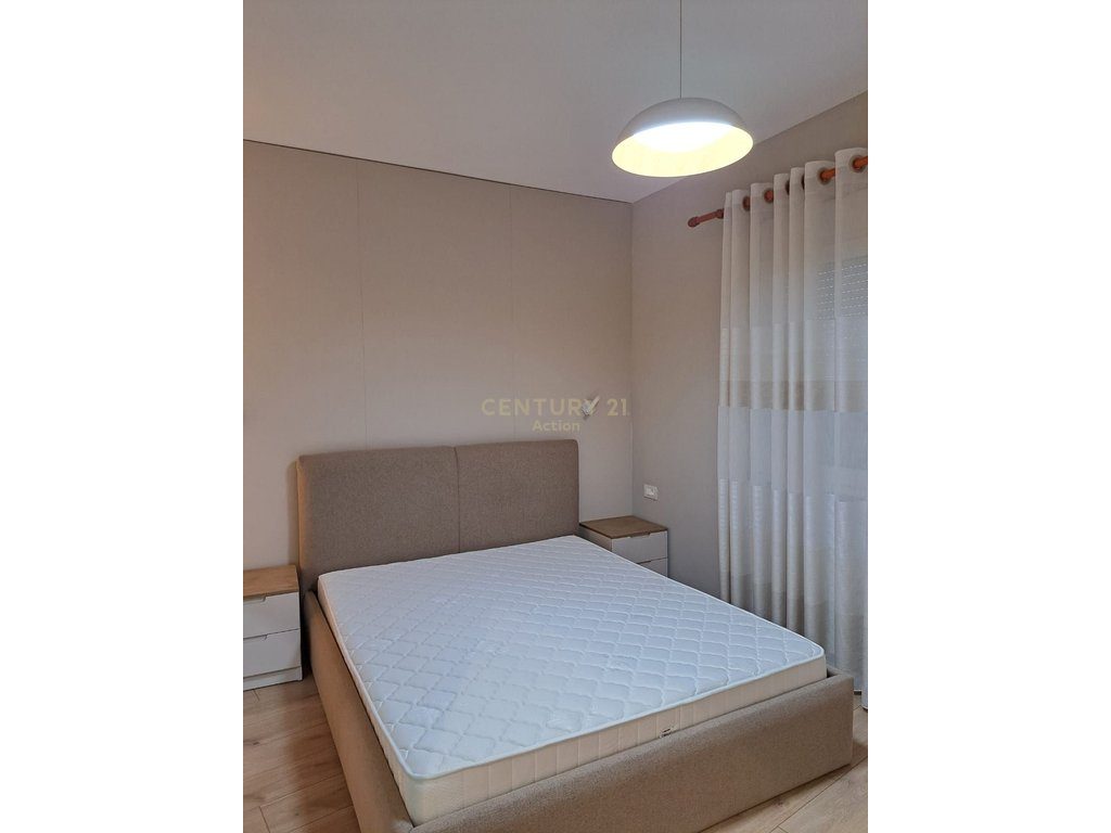 🏡 Jepet me qira apartament 2+1 prane Dispancerise,Bulevardi i Ri