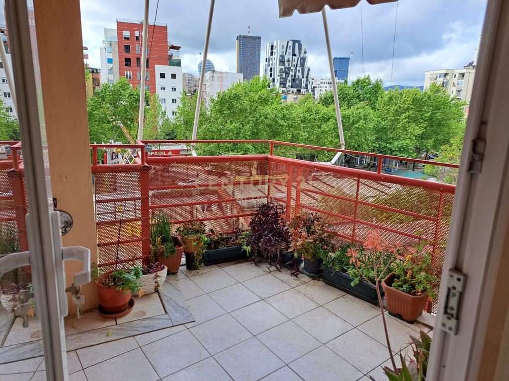 🏡 Jepet me qira apartament 2+1 prane Dispancerise,Bulevardi i Ri