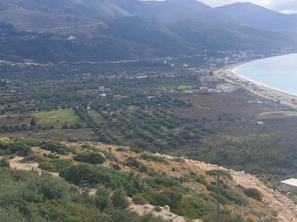Tokë për Shitje në Borsh- 300.000€ | 3750 m²