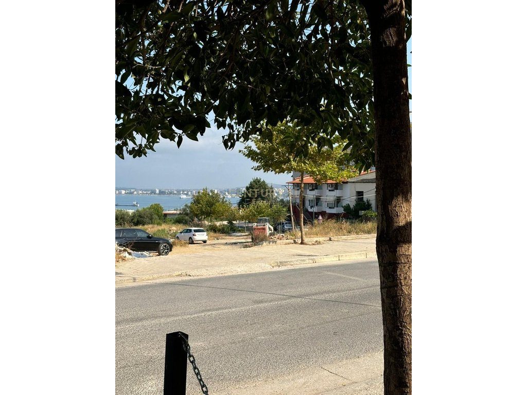 Shitet apartament (garsoniere) në katin 0, në zonën Ujë i Ftohtë, Vlorë.