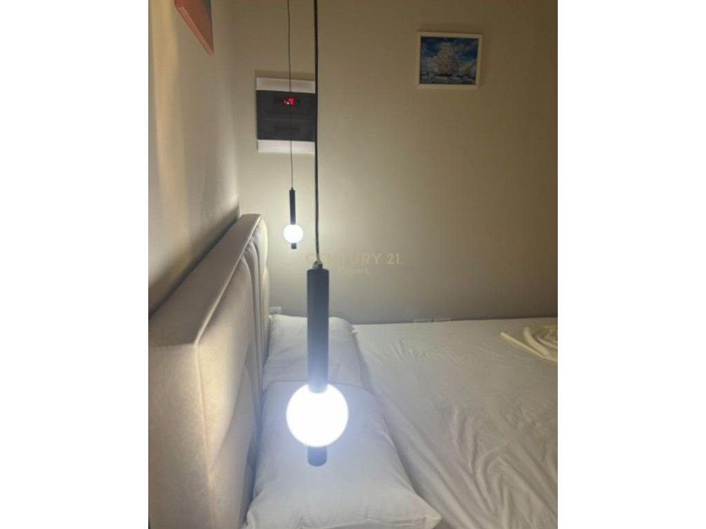 Shitet apartament (garsoniere) në katin 0, në zonën Ujë i Ftohtë, Vlorë.