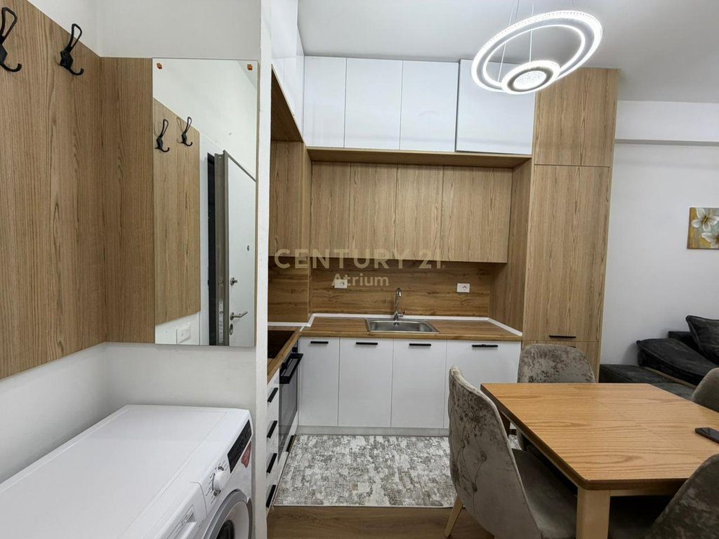 SHITET APARTAMENT 1+1 TE KOMPLEKSI KADIU!!!1