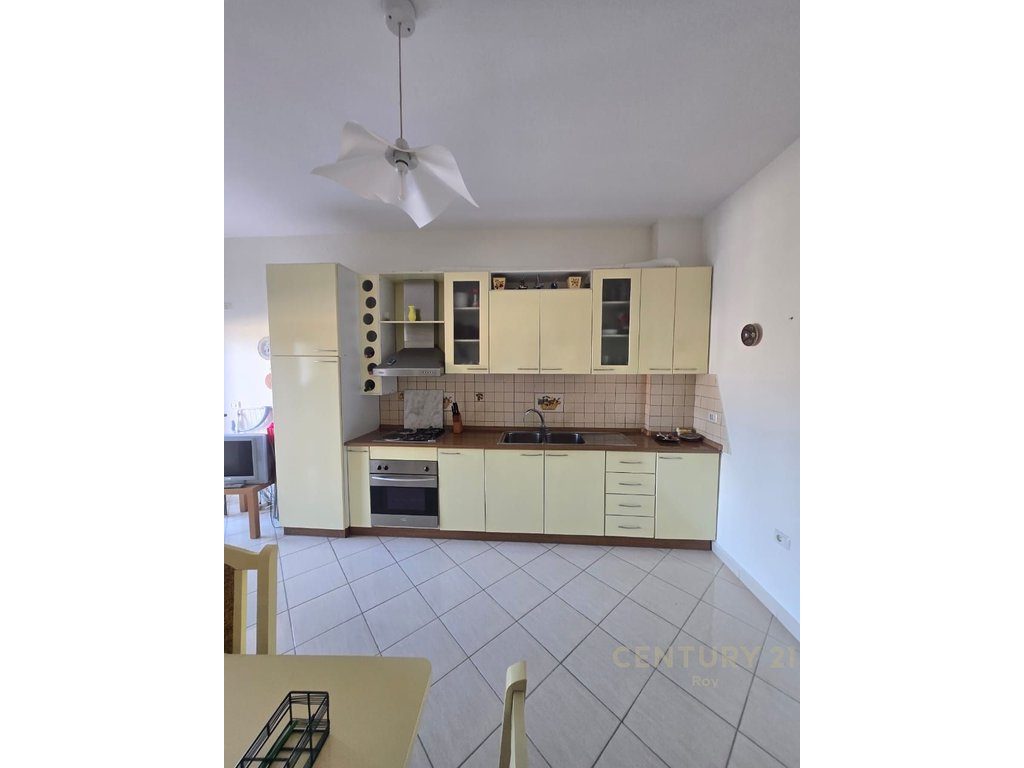 Apartament 2+1 Me Qira në Golem, Durrës – 450€ | 60 m²