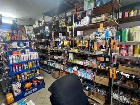 🏬 Jepet Dyqan me Qira në Rrugë Kryesore – Rrethi i Selitës