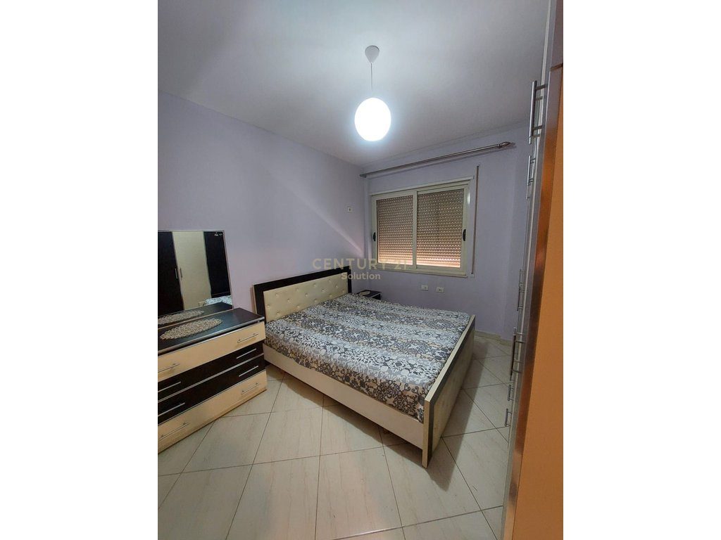 APARTAMENT 2+1+2 PER QIRA NE ASTIR!