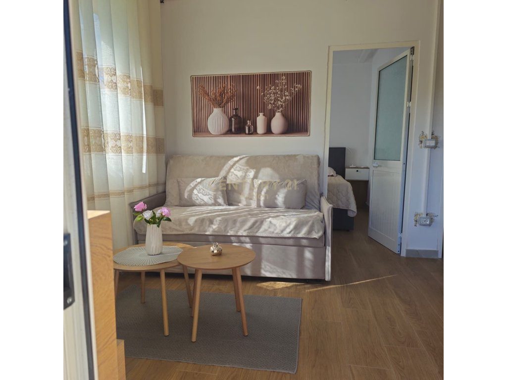🏡 Shtepi Private  me Qira   2+1 në  Daias