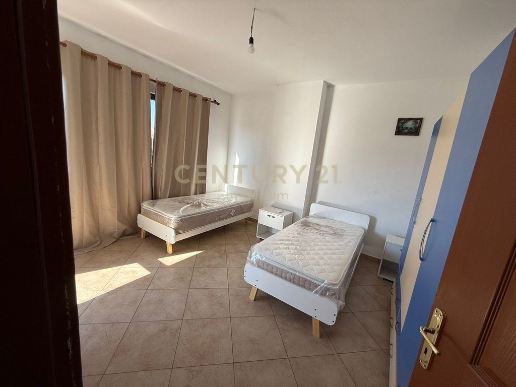 Apartament 2+1 me qira në Bulevardin Migjeni, Yzberish!