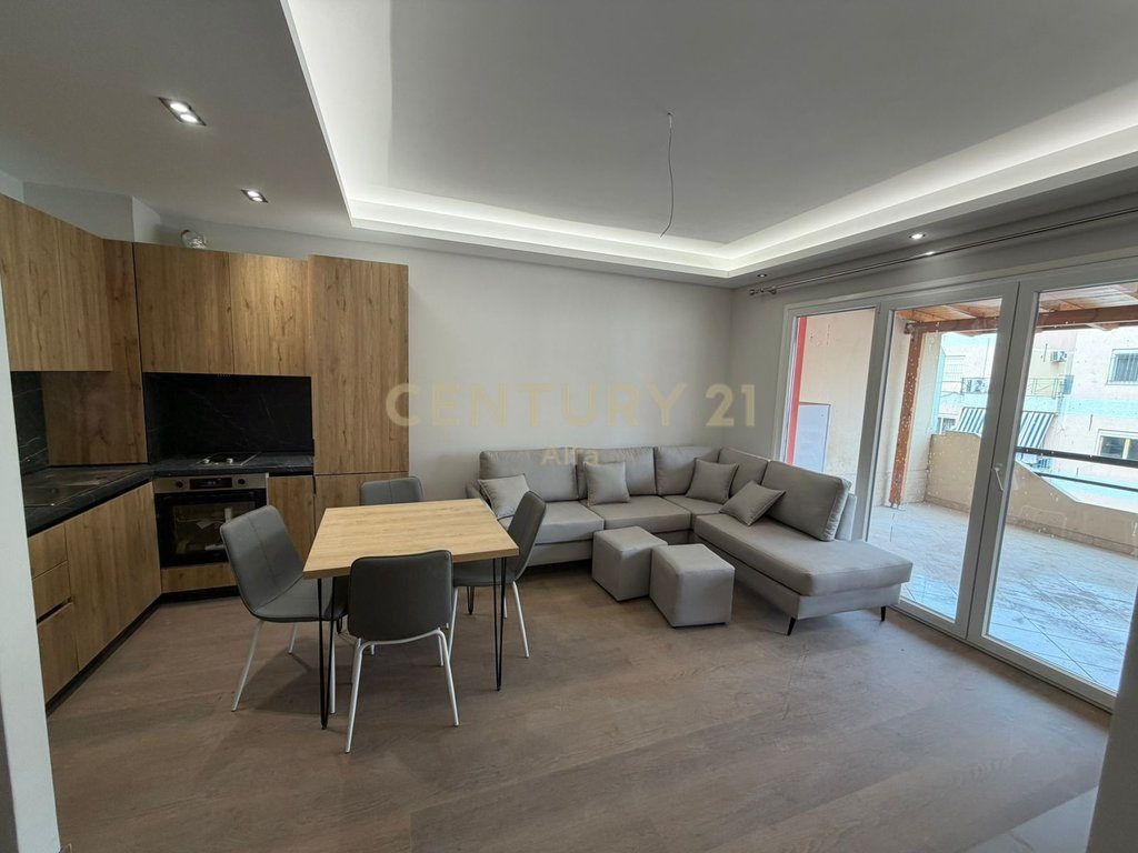 Jepet me qira apartament 2+1 në zonën e Astirit, pranë Vila L!