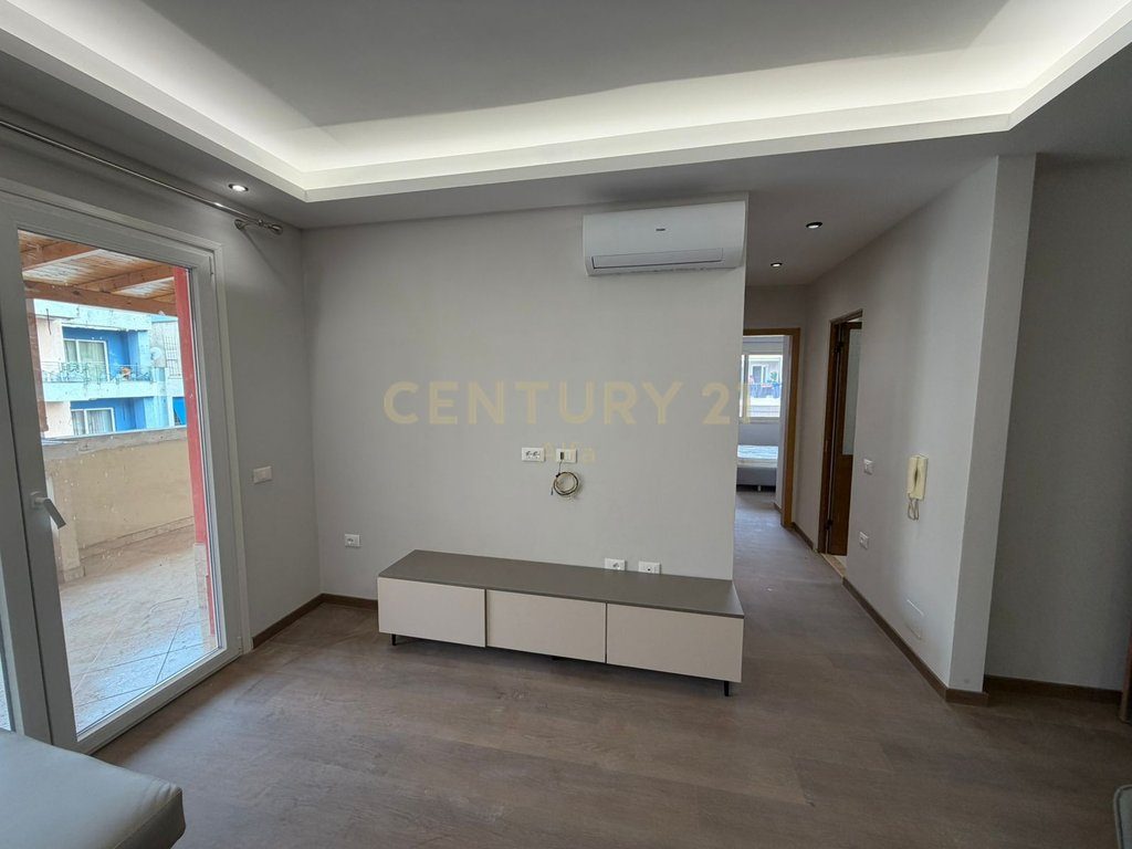 Jepet me qira apartament 2+1 në zonën e Astirit, pranë Vila L!