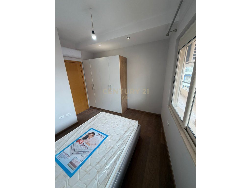 Jepet me qira apartament 2+1 në zonën e Astirit, pranë Vila L!
