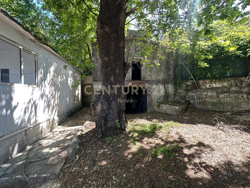 Shtëpi 1+1 Në Shitje në Periferia Lezhë, Lezhë - 100.000€ | 78.20 m²