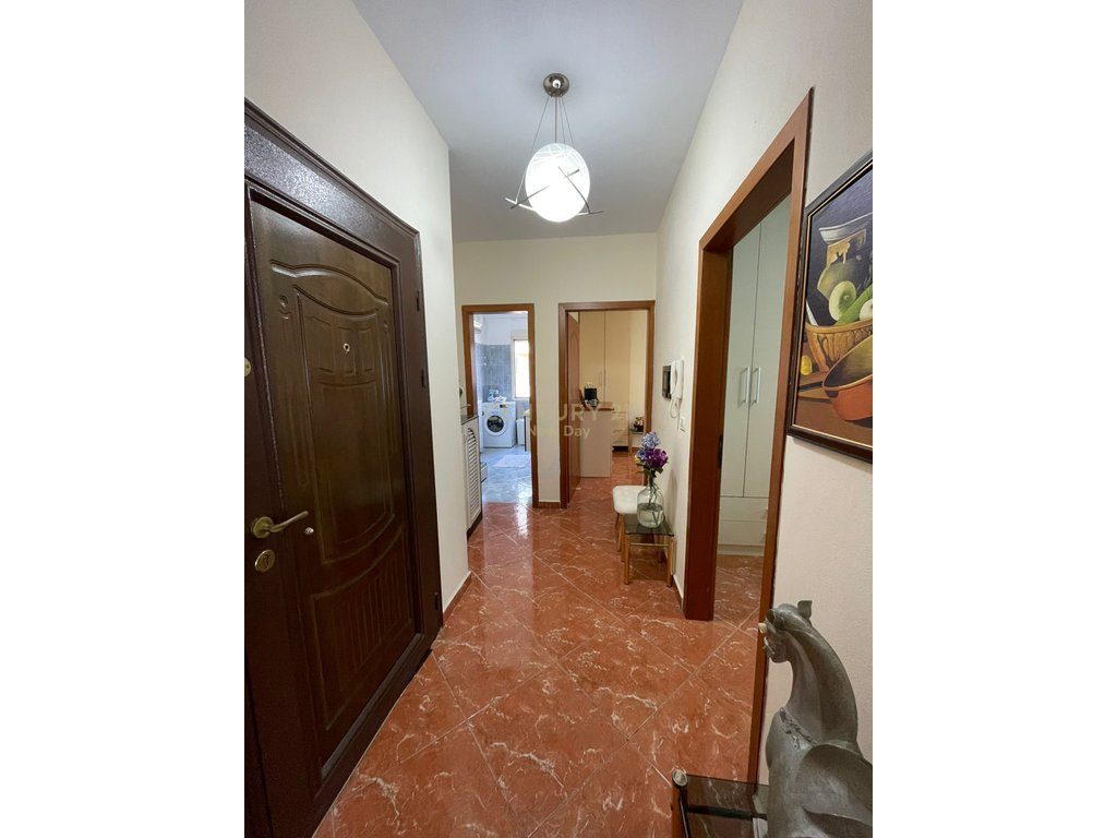 APARTAMENT ME QIRA 2+1 ME PAMJE DETI TEK VILA E ZOGUT!
