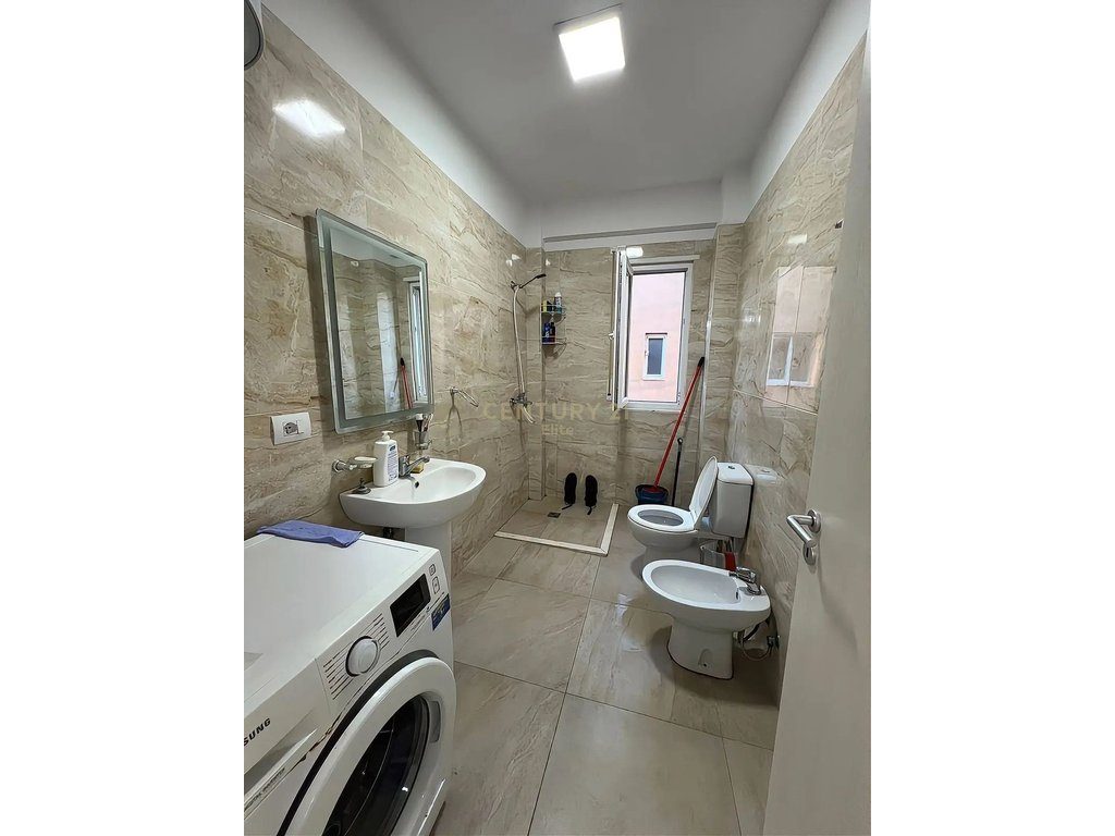 Apartament 2+1 në shitje – Lura 3, Gjiri i Lalzit