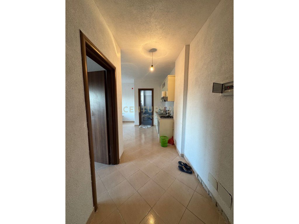 Apartament 1+1 Për Shitje në Shkëmbi i Kavajës, Durrës.
