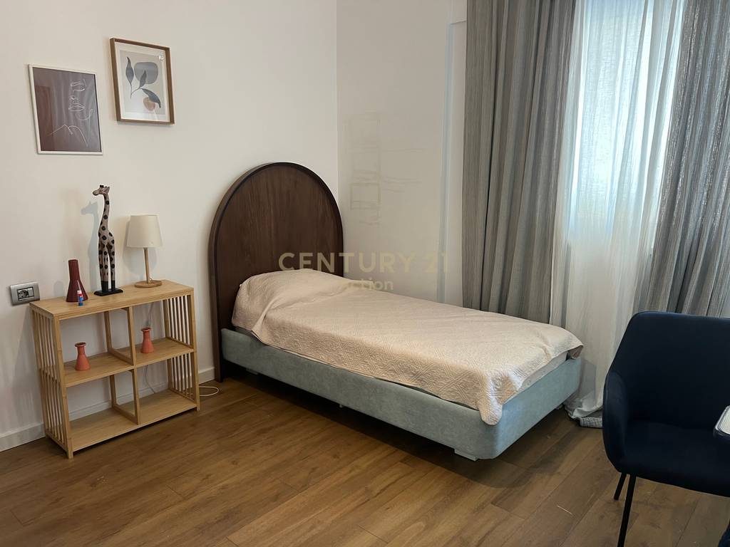 JEPET ME QIRA APARTAMENT 2+1 – LIQENI I THATË, TIRANË ✨