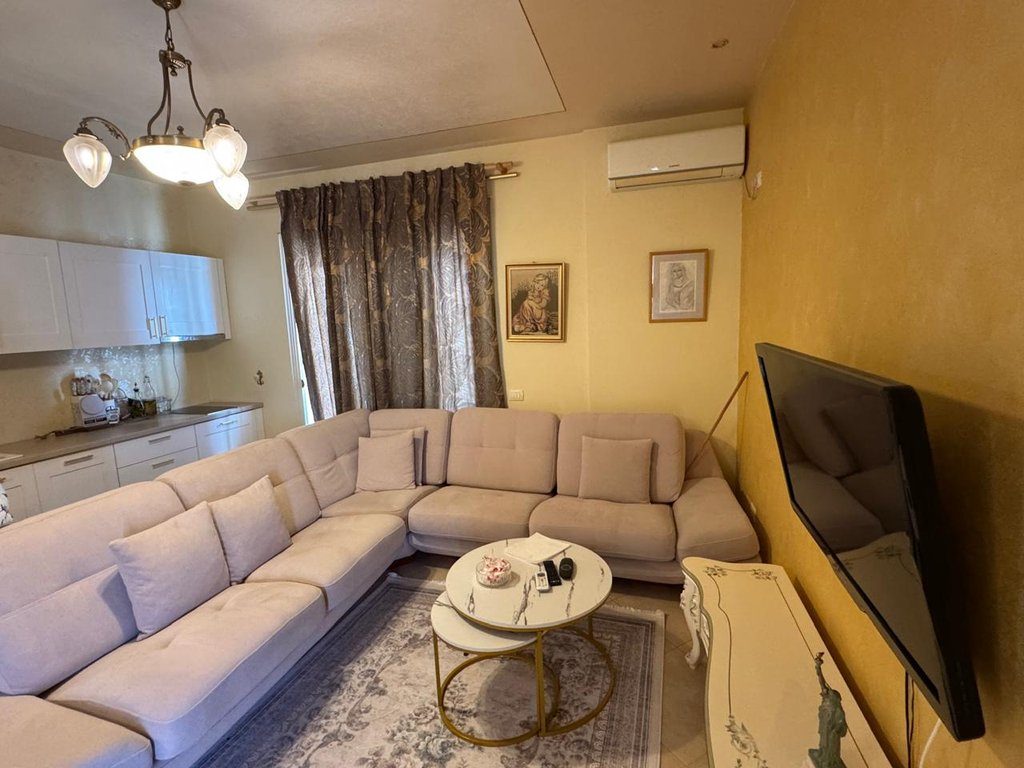 SHITET APARTAMENT 2+1 TEK ''ISH KOMBINATI"!