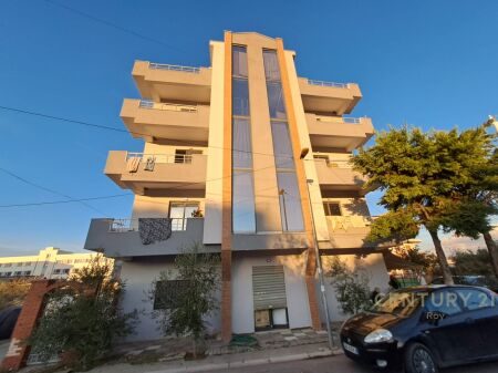 SUPER HOTEL PER SHITJE NE GOLEM, 180 M NGA DETI!